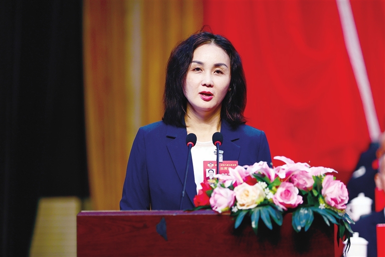 市政协委员：梅开志