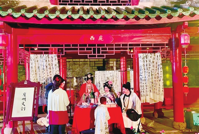 网络中国节·春节 | 崖州古城举行穿越游园会 古风盎然欢度蛇年新春