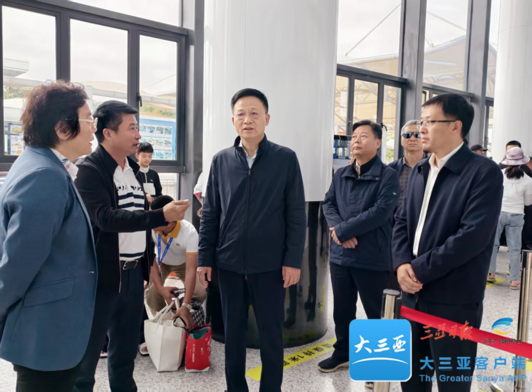王祺扬调研三亚西岛游客滞留处置工作时指出 以更高标准更贴心服务做好游客服务保障工作