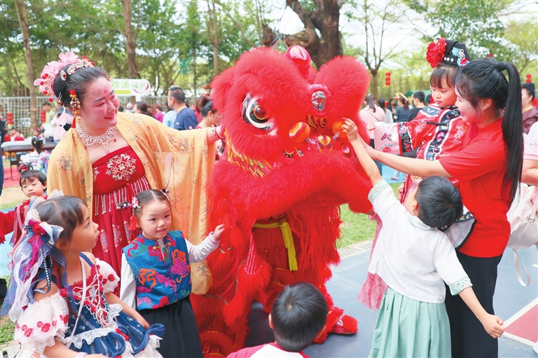 网络中国节·元宵丨三亚满城欢喜闹元宵